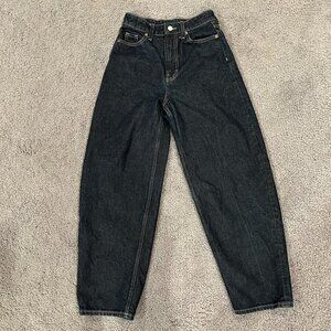 & DENIM BARREL LOOSE FIT HIGH WAIST DARK WASH DENIM JEANS - EUC - SIZE 0